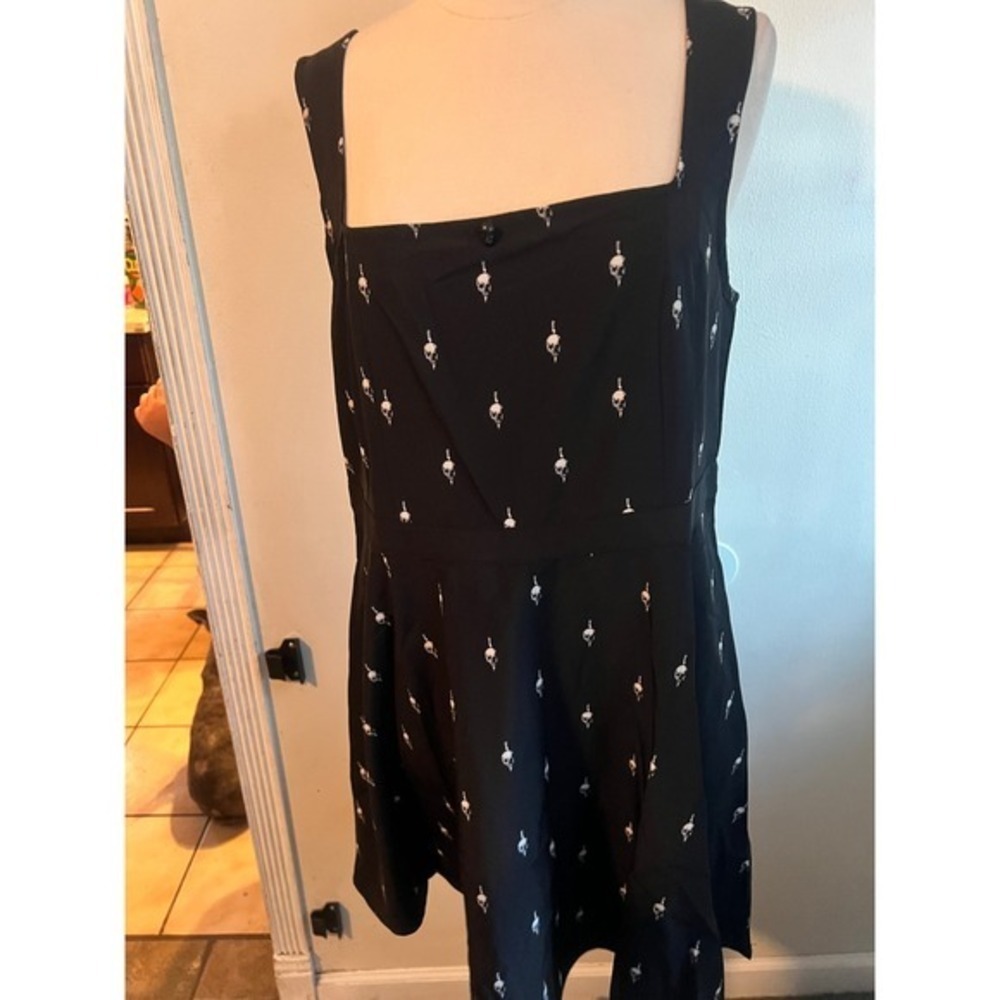 killstar little storm cloud pinafore dress skull print plus size - Picture 2 of 3